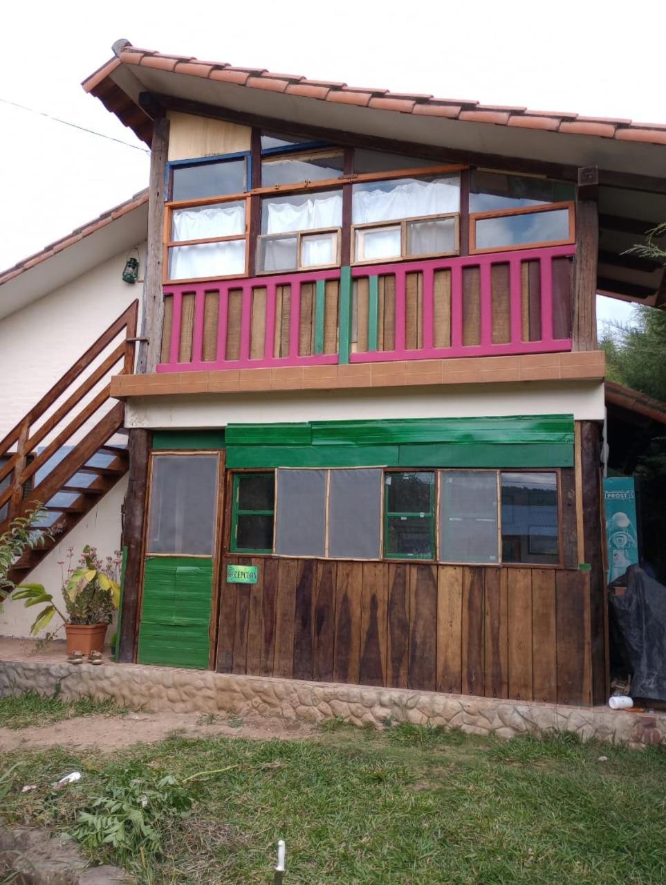 Los Aventureros Albergue Samaipata Exterior foto